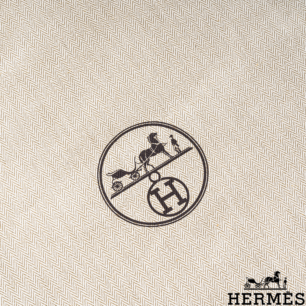 Hermès Kelly 32 Retourne Bleu Electrique Veau Togo with Gold Hardware -  Bags - Kabinet Privé